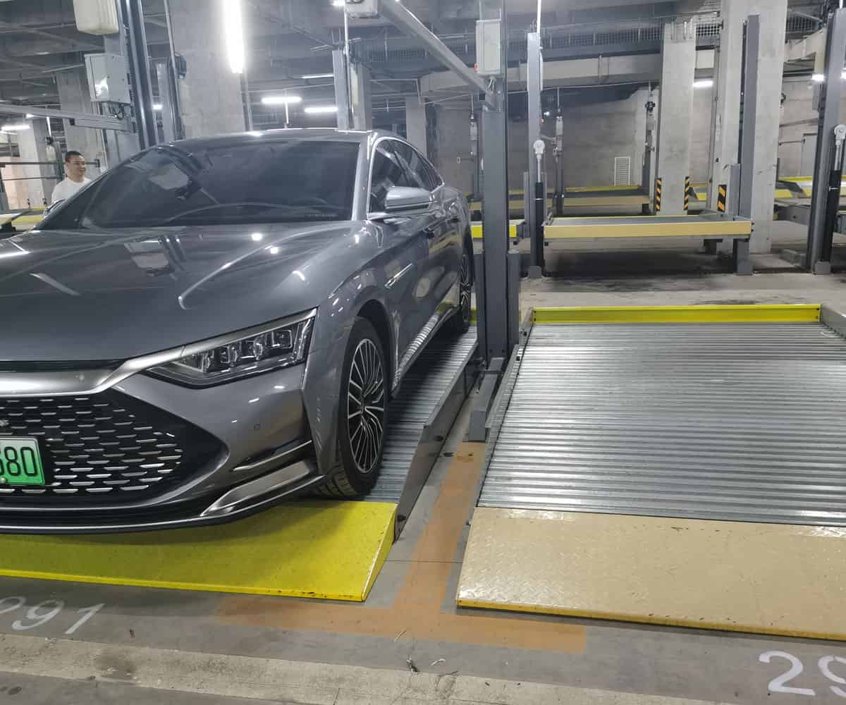 蘆山升降橫移式立體車庫改造